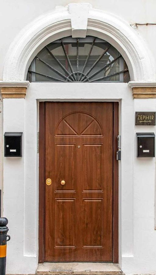 Zephir Apartments Бриндизи Екстериор снимка